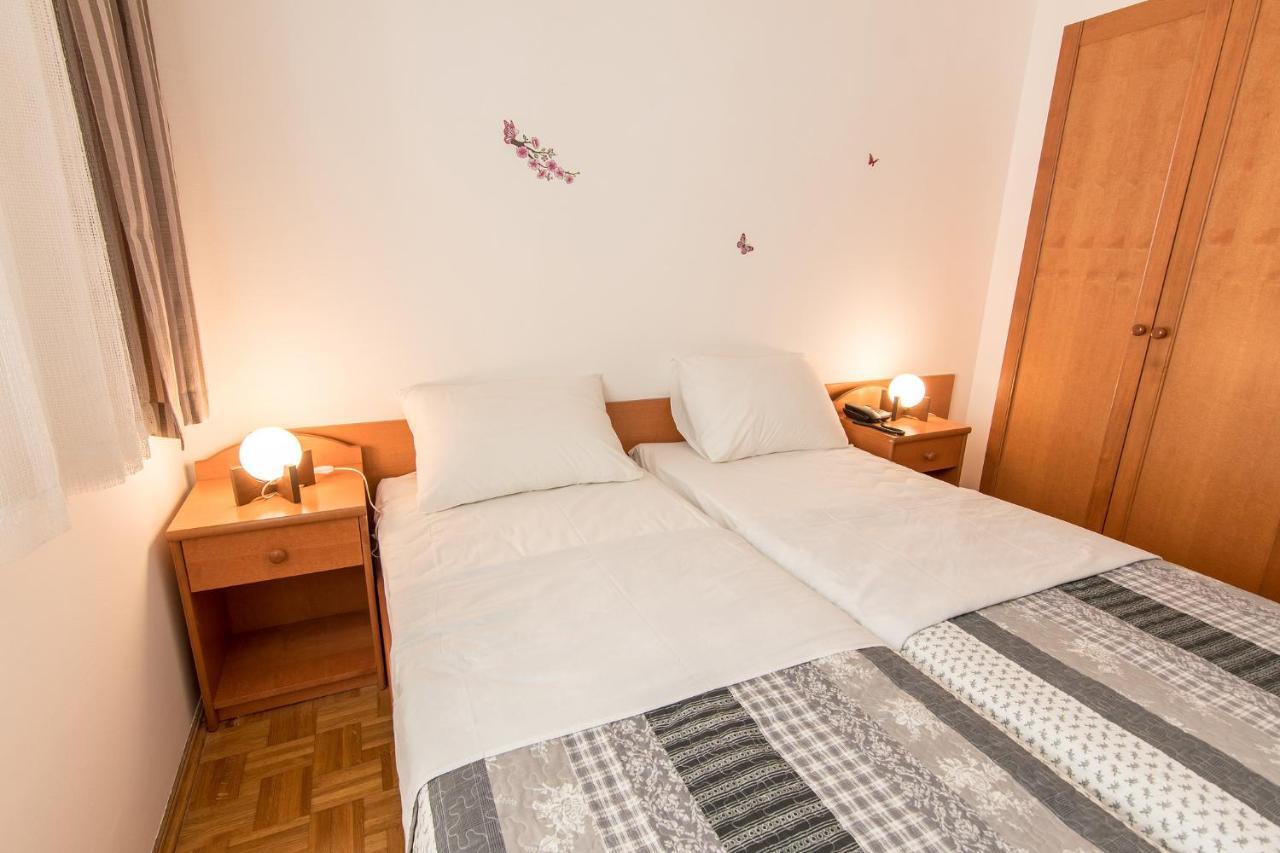 Hotel Barba スタリグラード エクステリア 写真